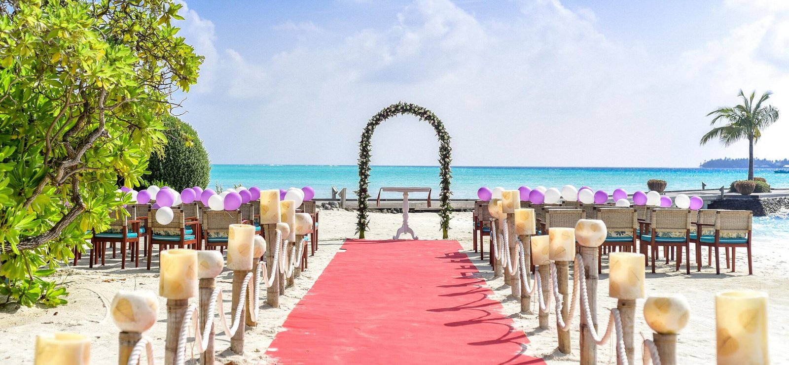 Pros & Cons of Having a Legal vs Symbolic Destination Wedding